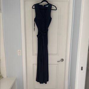 Elegant Navy Sleeveless Dress